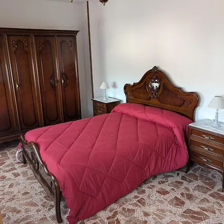 Holiday home La Erilla Vieja Navarrevisca